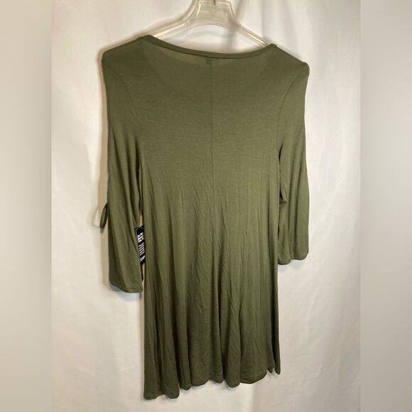 Express Womens BOHO Flowy Dress Size Medium Olive Green Lace Up Long Sleeve NEW - Picture 6 of 9